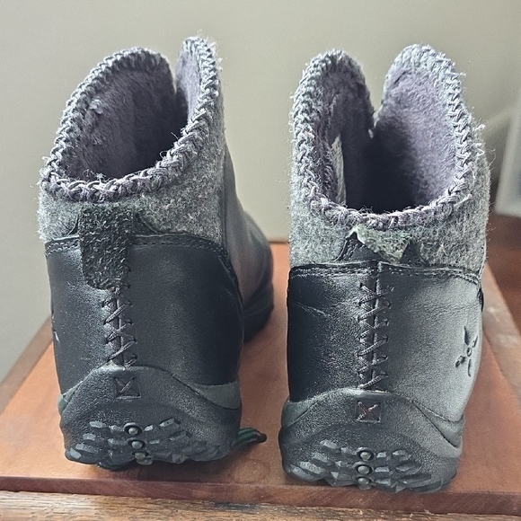 Sorel Black/Grey Joliette Insulated Slip On Shoe Womens Size 8 All Season - Picture 4 of 12